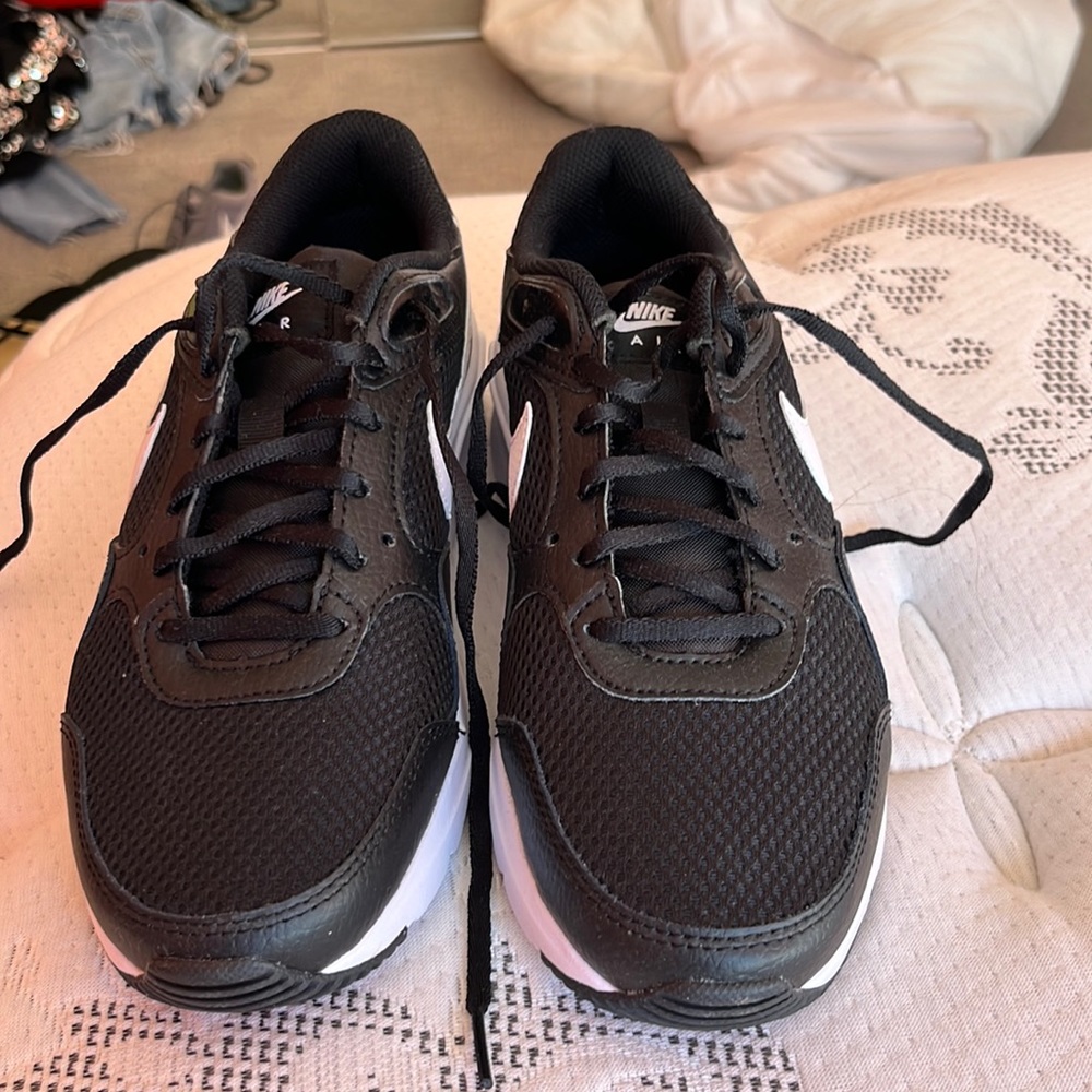 Nike Air Sneakers